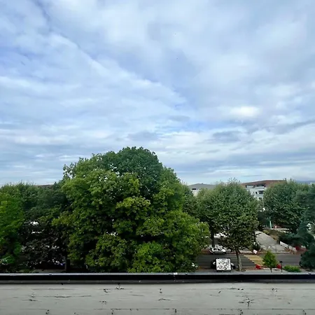 244 - En Duplex Contemporain Et Confortable Proche Apartment